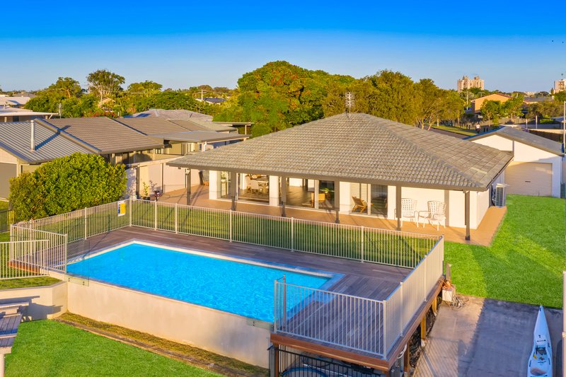 Photo - 42 Glenlea Drive, Maroochydore QLD 4558 - Image 17