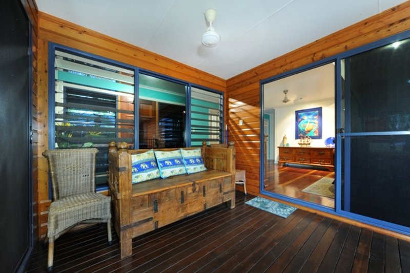 Photo - 42 Gloucester Avenue, Hideaway Bay QLD 4800 - Image 4