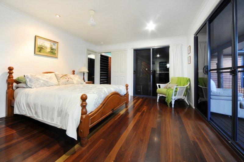 Photo - 42 Gloucester Avenue, Hideaway Bay QLD 4800 - Image 5