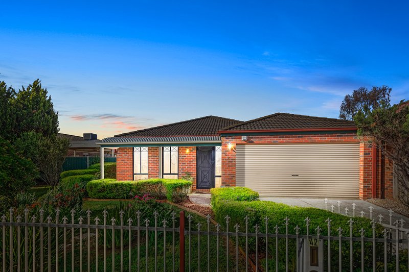 42 Grant Avenue, Werribee VIC 3030