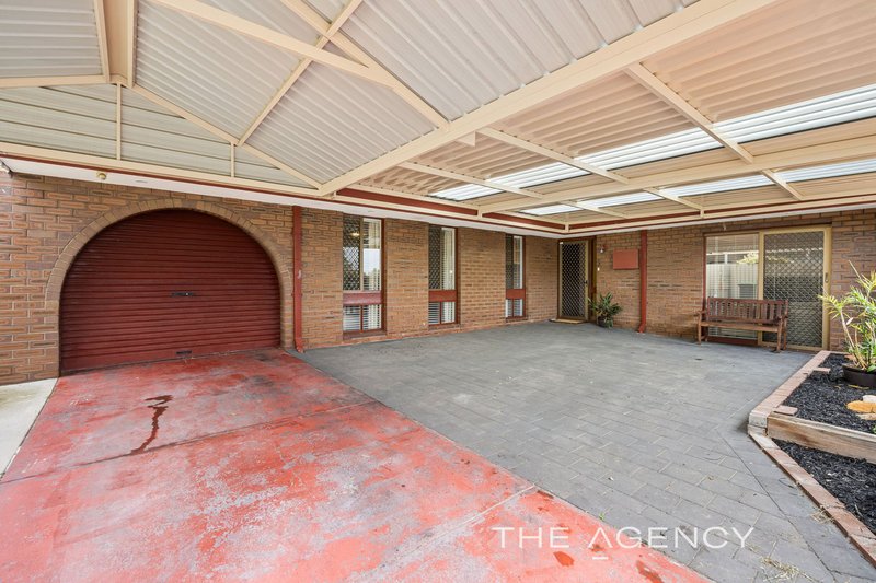 Photo - 42 Groyder Way, Padbury WA 6025 - Image 4