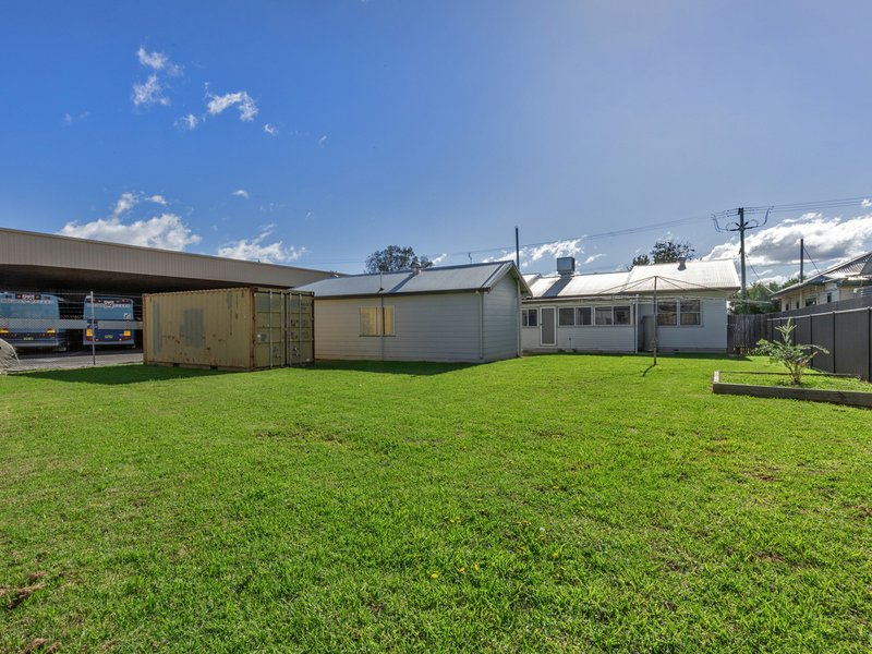 Photo - 42 Gunnedah Road, West Tamworth NSW 2340 - Image 10