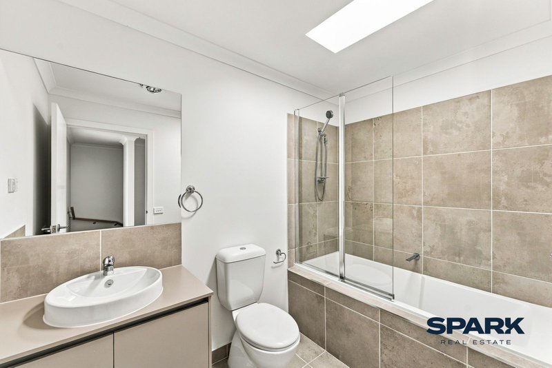 Photo - 42 Halcyon Road, Deanside VIC 3336 - Image 11