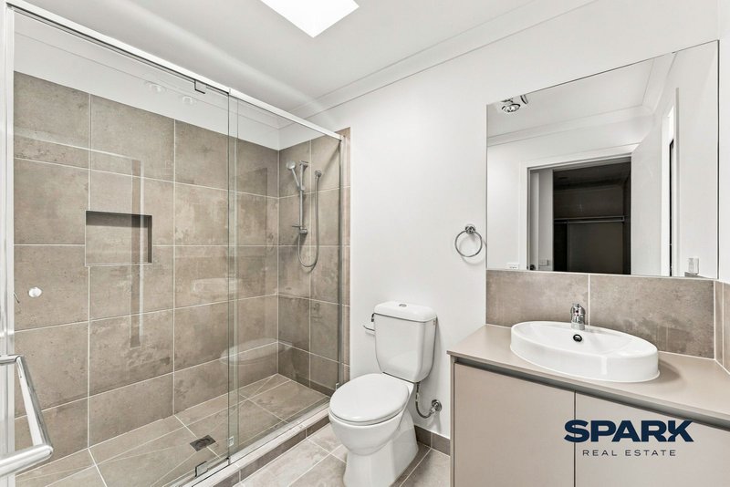 Photo - 42 Halcyon Road, Deanside VIC 3336 - Image 12