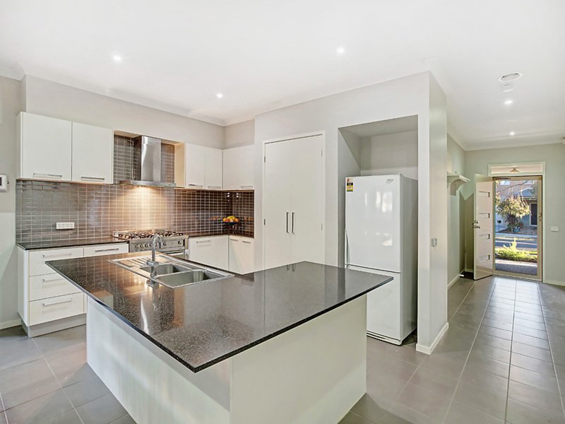 Photo - 42 Harriers Street, Mernda VIC 3754 - Image 3