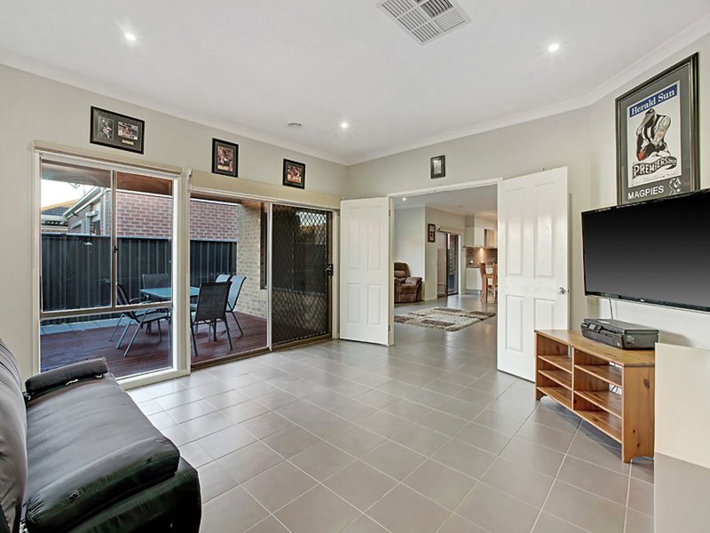 Photo - 42 Harriers Street, Mernda VIC 3754 - Image 6