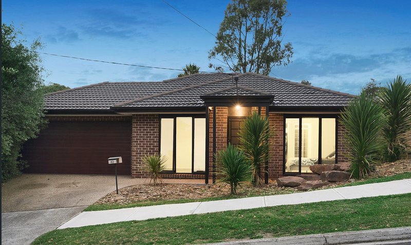 42 Hedwig Drive, Mooroolbark VIC 3138