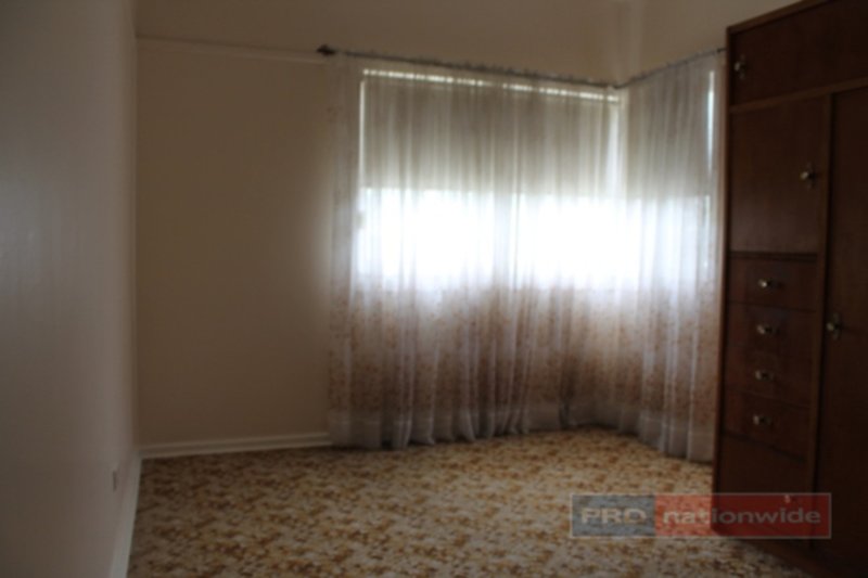 Photo - 42 Herbert Street, Tumut NSW 2720 - Image 16