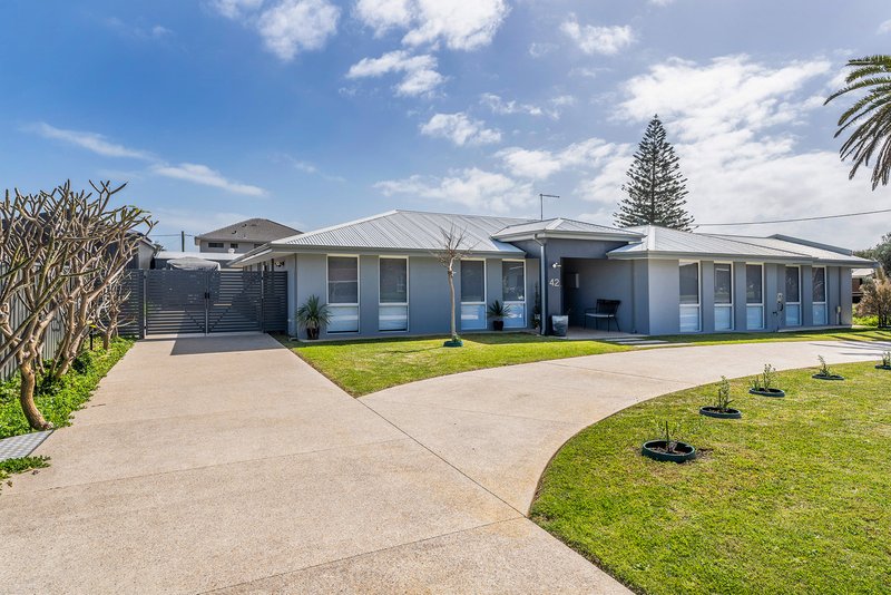 42 Hickman Road, Silver Sands WA 6210