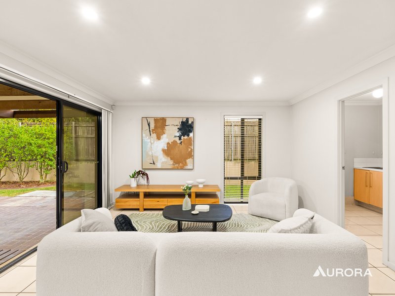 Photo - 42 Hillardt Street, Robertson QLD 4109 - Image 9