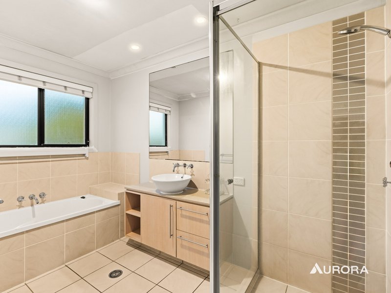 Photo - 42 Hillardt Street, Robertson QLD 4109 - Image 19