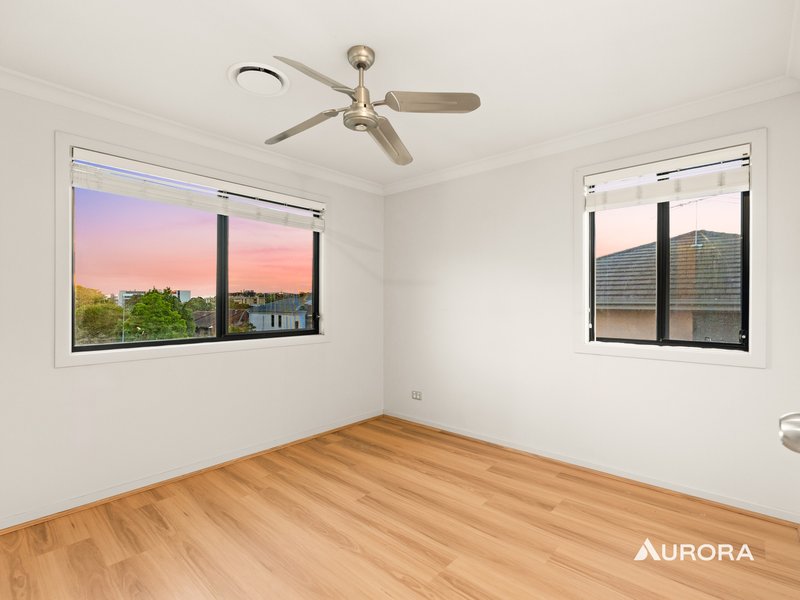 Photo - 42 Hillardt Street, Robertson QLD 4109 - Image 21
