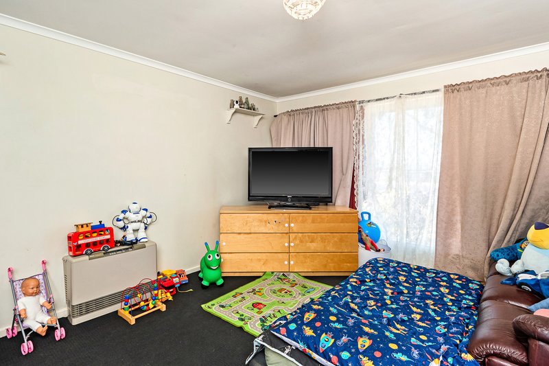 Photo - 42 Hindmarsh Road, Murray Bridge SA 5253 - Image 3