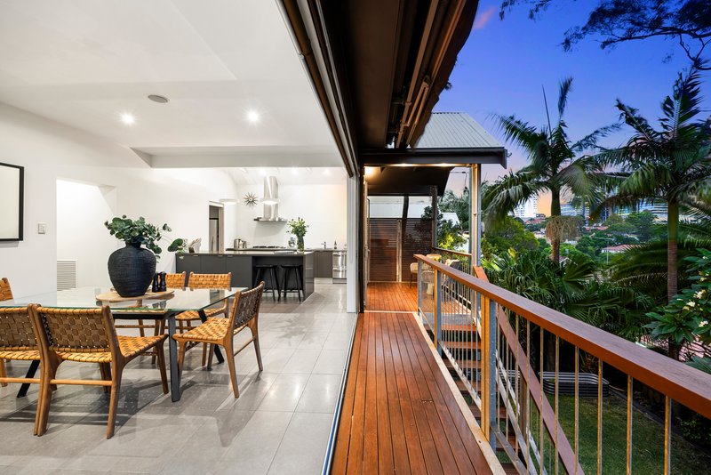 Photo - 42 Holdsworth Street, Neutral Bay NSW 2089 - Image 2