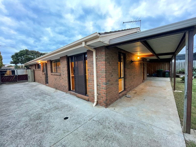 Photo - 42 Hosie Street, Altona Meadows VIC 3028 - Image 12