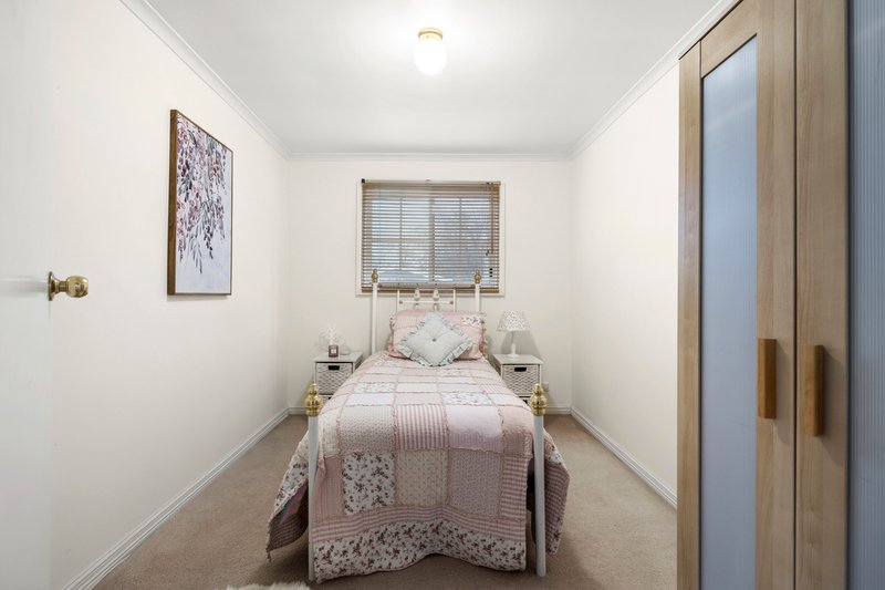 Photo - 42 Hutton Street, Kyneton VIC 3444 - Image 8