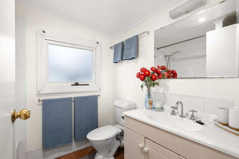 Photo - 42 Hutton Street, Kyneton VIC 3444 - Image 9