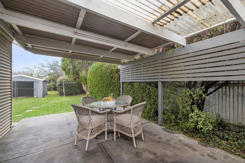 Photo - 42 Hutton Street, Kyneton VIC 3444 - Image 10