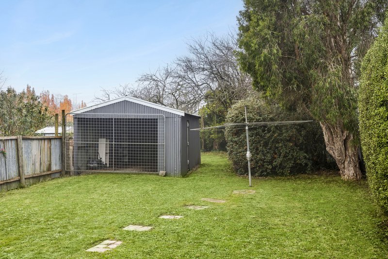 Photo - 42 Hutton Street, Kyneton VIC 3444 - Image 12