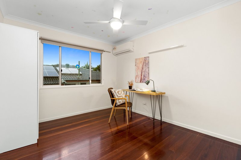 Photo - 42 Illawarra Street, Everton Hills QLD 4053 - Image 6