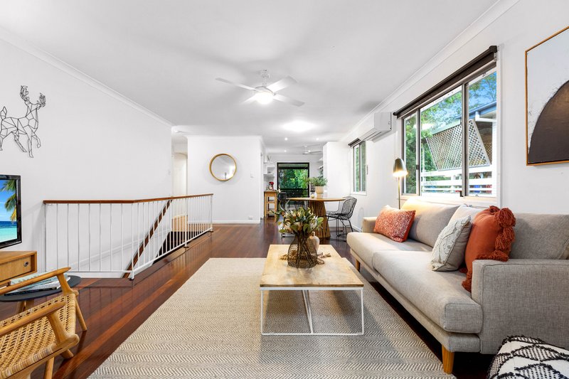 Photo - 42 Illawarra Street, Everton Hills QLD 4053 - Image 9