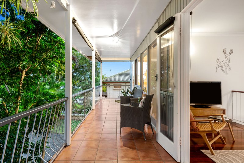 Photo - 42 Illawarra Street, Everton Hills QLD 4053 - Image 14