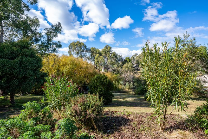 Photo - 42 Isaacs Avenue, Yackandandah VIC 3749 - Image 12