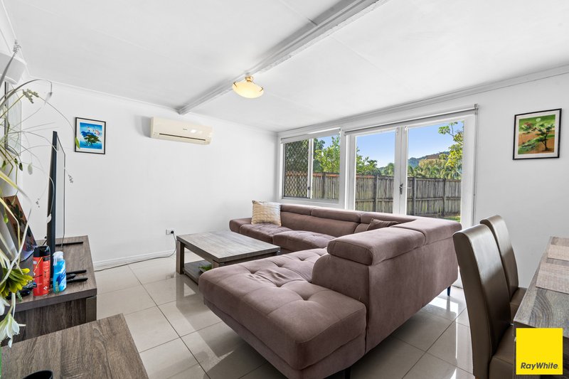 Photo - 42 Jensen Street, Manoora QLD 4870 - Image 9