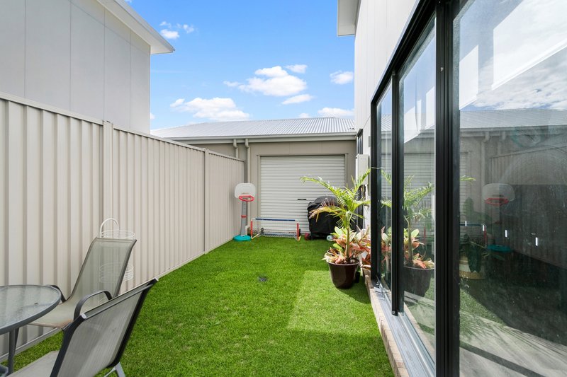 Photo - 42 Jepson Street, Mango Hill QLD 4509 - Image 6