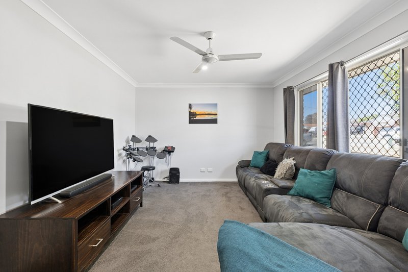 Photo - 42 Karelyn Drive, Joyner QLD 4500 - Image 6