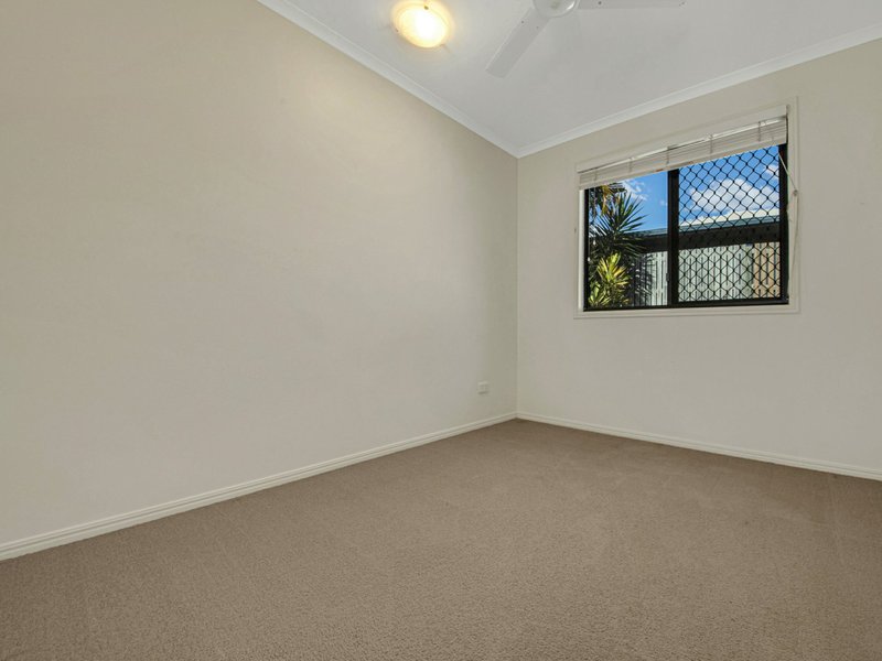 Photo - 42 Keating Street, Tannum Sands QLD 4680 - Image 6