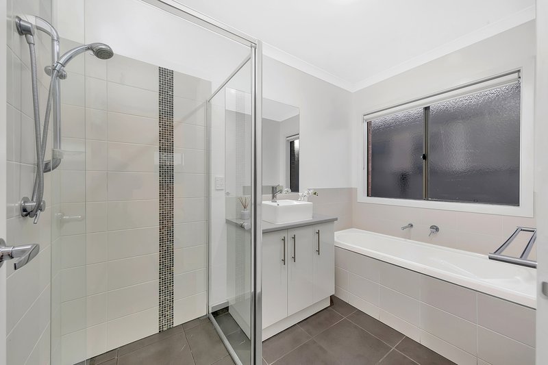 Photo - 42 Kerrabee Drive, Mernda VIC 3754 - Image 14