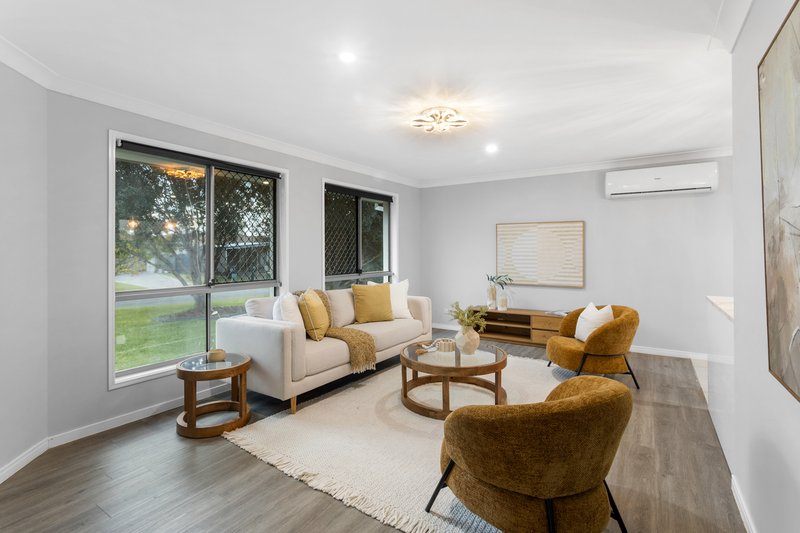 Photo - 42 Kooyalee Street, Deception Bay QLD 4508 - Image 2