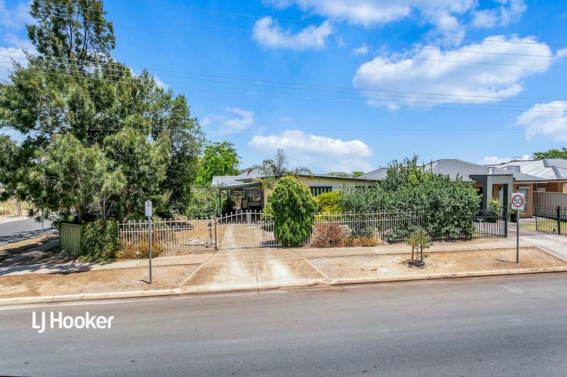 42 Kopoola Crescent, Gilles Plains SA 5086