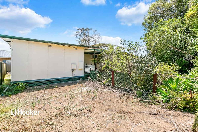 Photo - 42 Kopoola Crescent, Gilles Plains SA 5086 - Image 3