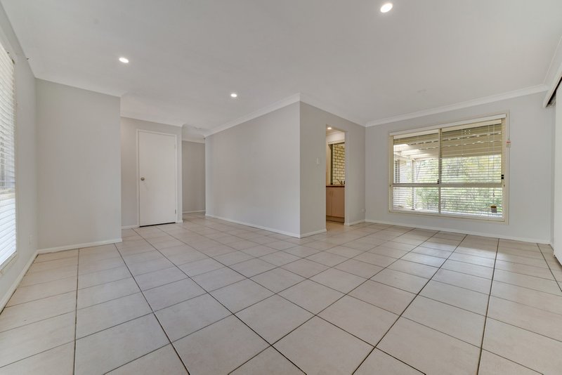 Photo - 42 Kummara Road, Edens Landing QLD 4207 - Image 3