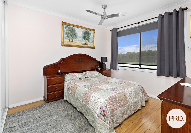 Photo - 42 Kundle Street, Dapto NSW 2530 - Image 4