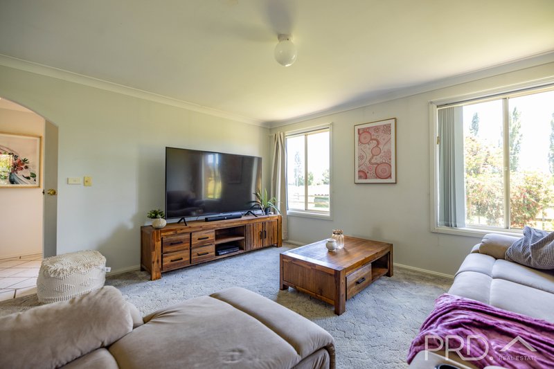 Photo - 42 Lacmalac Road, Tumut NSW 2720 - Image 7