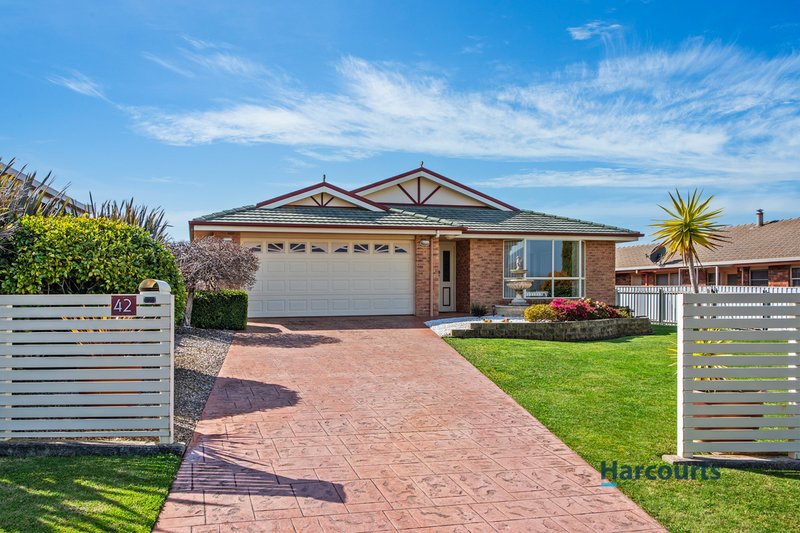 Photo - 42 Lakin Street, West Ulverstone TAS 7315 - Image