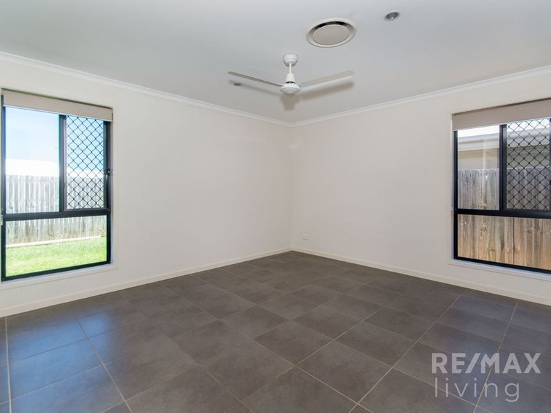 Photo - 42 Lennon Boulevard, Narangba QLD 4504 - Image 6