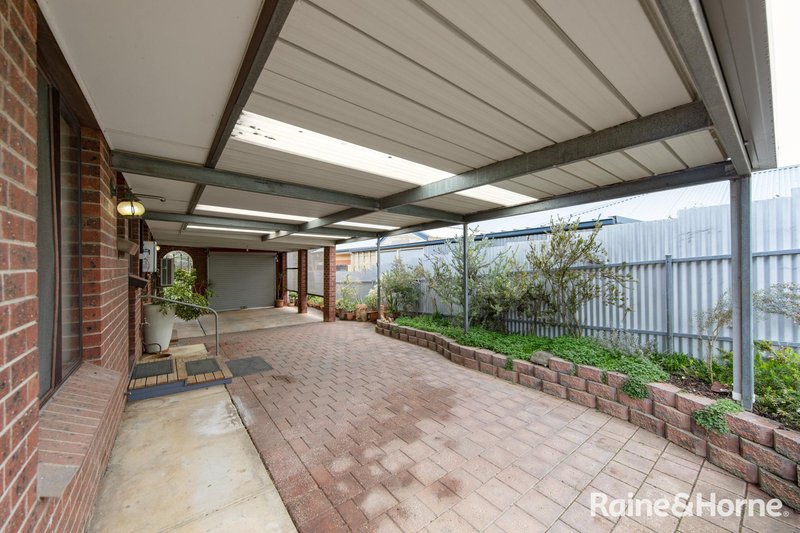 Photo - 42 Leonard Road, Morphett Vale SA 5162 - Image 21