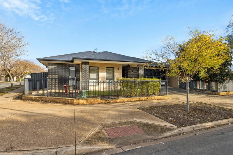 Photo - 42 Light Avenue, Munno Para SA 5115 - Image 2