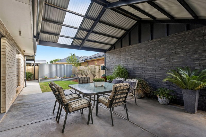 Photo - 42 Light Avenue, Munno Para SA 5115 - Image 18