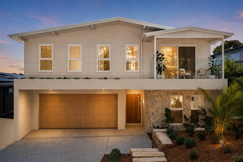 Photo - 42 Lindley Avenue, Narrabeen NSW 2101 - Image 3