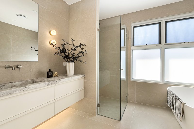 Photo - 42 Lindley Avenue, Narrabeen NSW 2101 - Image 14