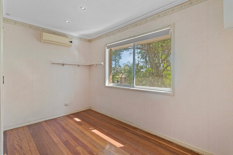 Photo - 42 Lisbeth Street, Springwood QLD 4127 - Image 12