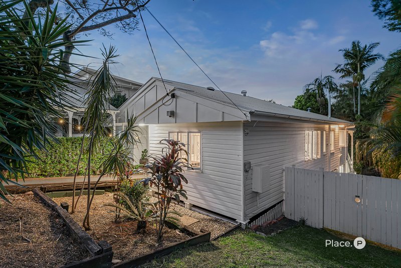 Photo - 42 Lockyer Street, Camp Hill QLD 4152 - Image 3