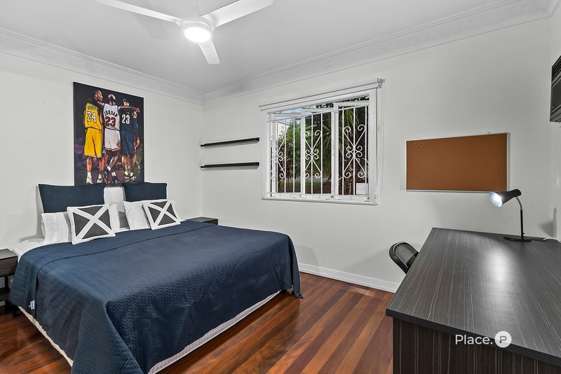 Photo - 42 Lockyer Street, Camp Hill QLD 4152 - Image 13