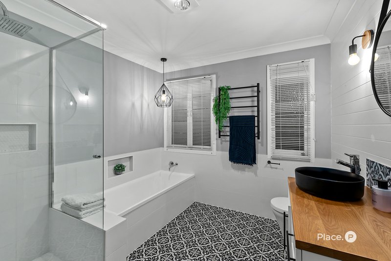 Photo - 42 Lockyer Street, Camp Hill QLD 4152 - Image 14