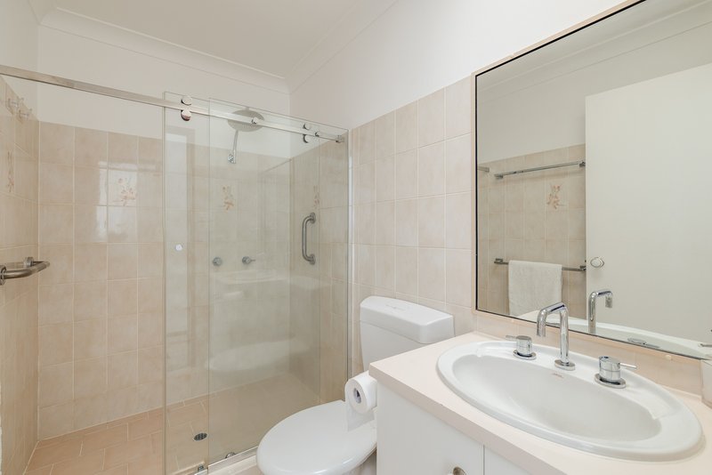Photo - 42 Lorraine Crescent, Centenary Heights QLD 4350 - Image 11